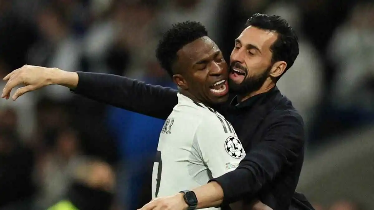 لقطة اليوم.. عناق لافت بين فينيسيوس وأربيلوا (فيديو)