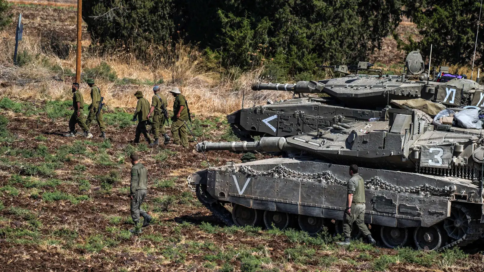 "لإعادة رسم الجبهة".. الجيش الإسرائيلي يصل إلى "خان أرنبة" قرب القنيطرة