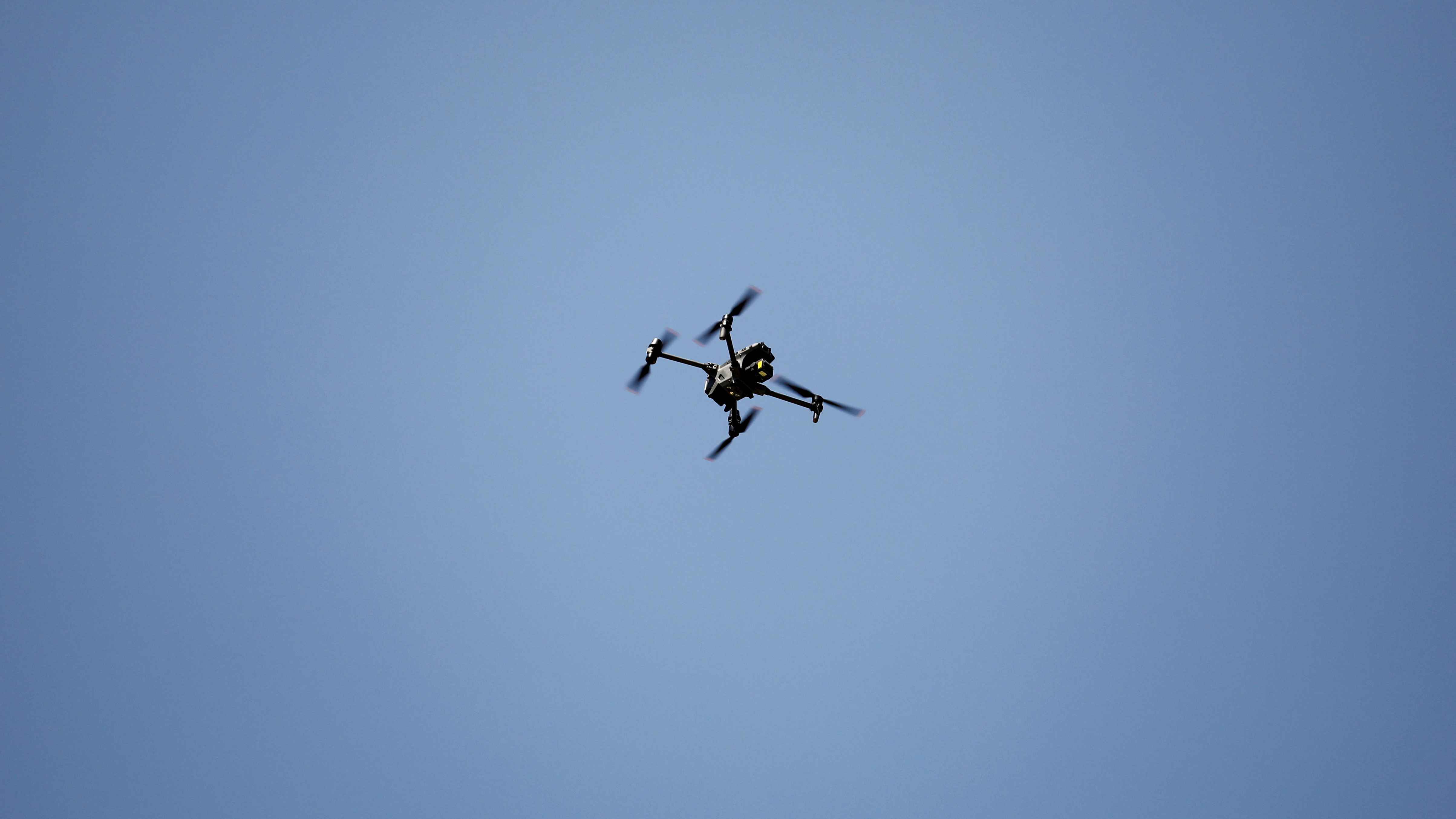 إصابات بغارة إسرائيلية على بلدة مجدل زون جنوبي لبنان