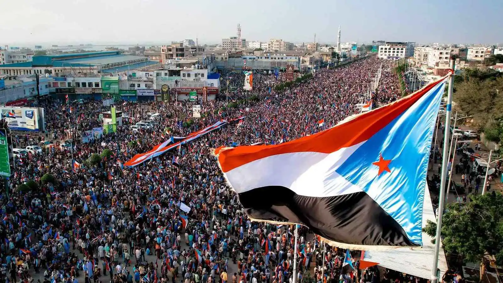 مصيرهم مجهول.. "الانتقالي الجنوبي" يدين احتجاز مشاركين في"مليونية المكلا"