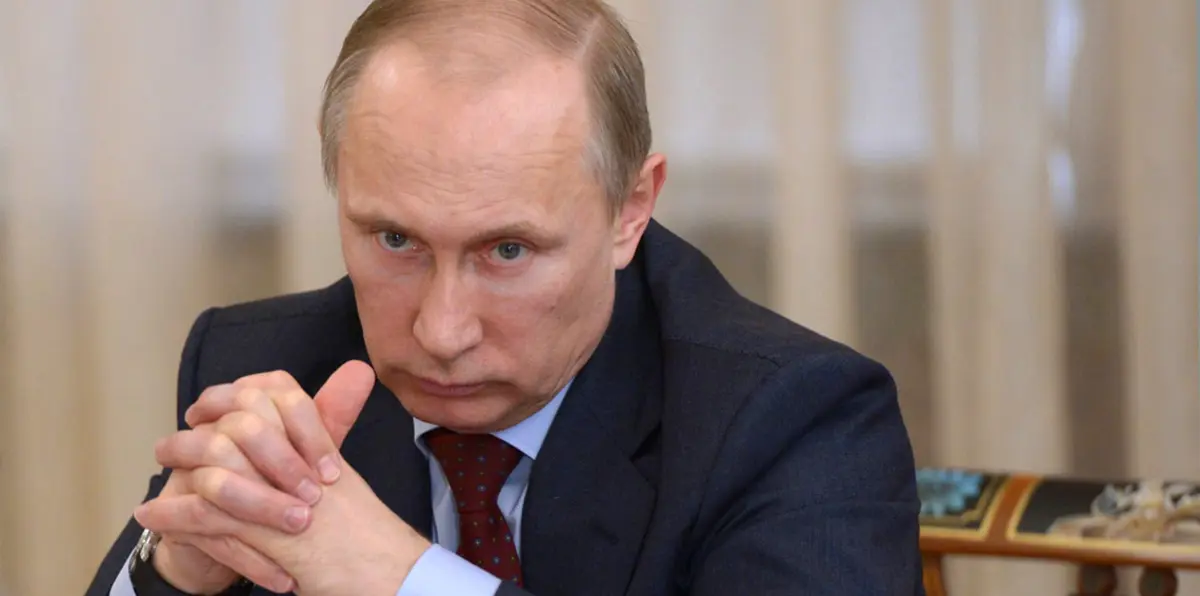 حسناء روسية تنافس فلاديمير بوتين في الانتخابات الرئاسية (صور)