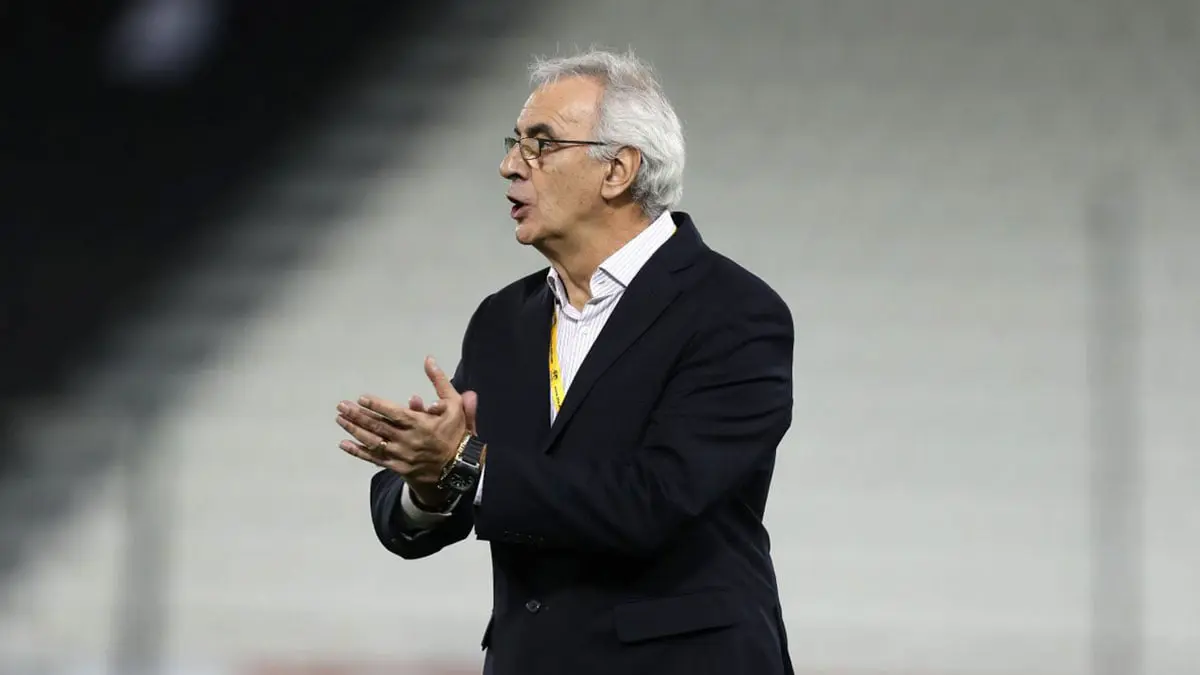 تقارير: خورخي فوساتي يقترب من قيادة النادي الأهلي السعودي 