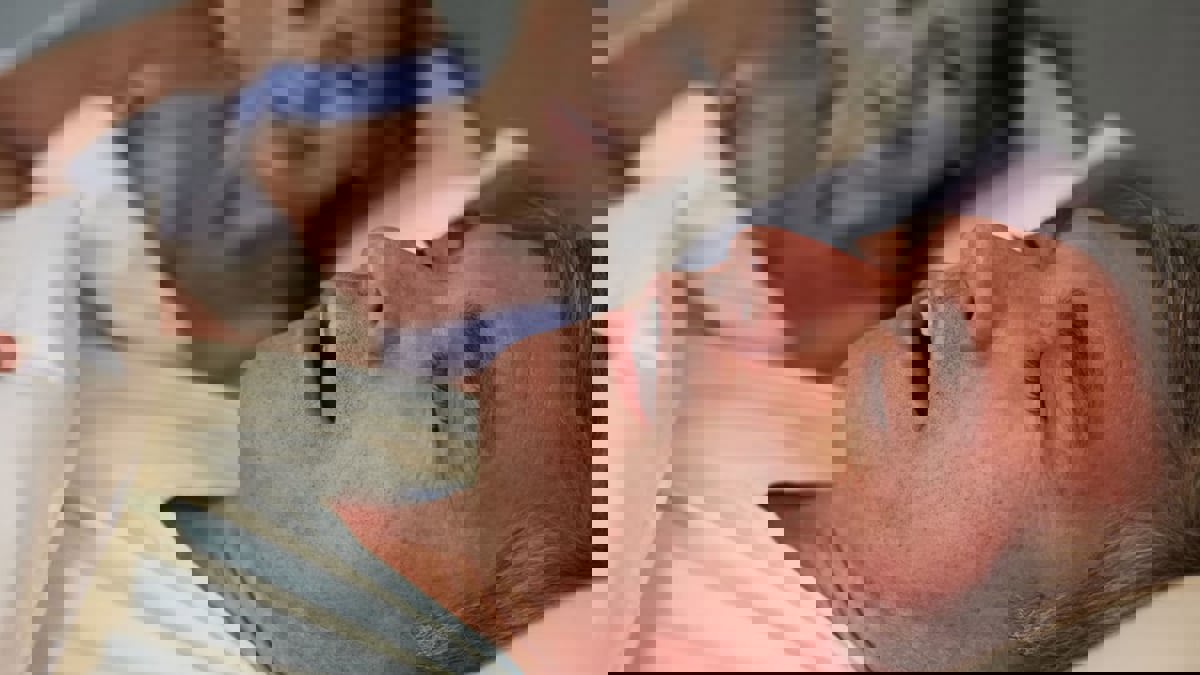 دراسة: الشخير يزيد خطر الإصابة بالسكتات الدماغية والقلبية