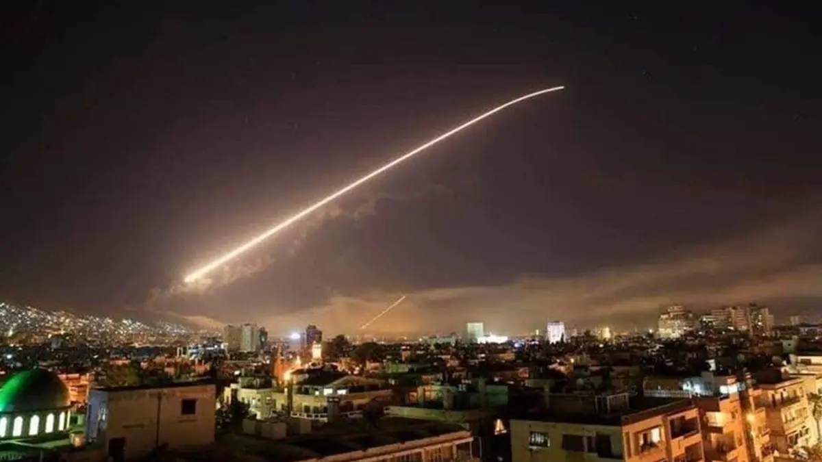 سانا: الدفاعات السورية تتصدى لصواريخ مصدرها إسرائيل