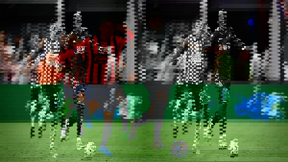 إصابة الركبة تحرم بوغبا من مباراة يوفنتوس وبرشلونة