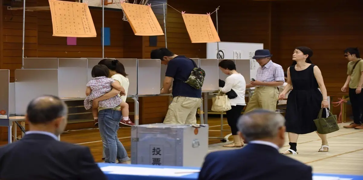 هزيمة تاريخية لحزب آبي في انتخابات طوكيو