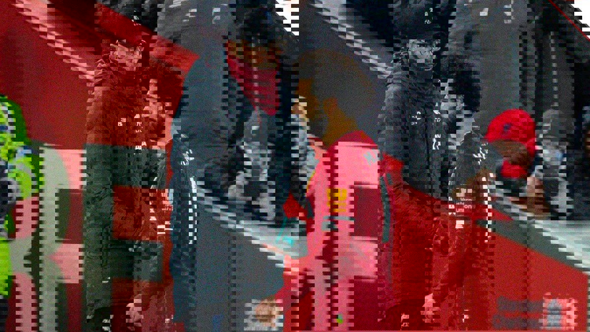 مهاجم ليفربول السابق يوجه انتقادات حادة لمحمد صلاح