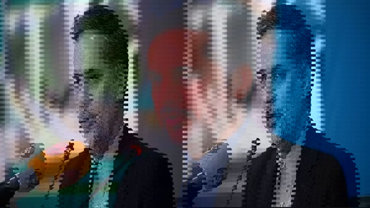 برلماني إيراني يدعو "الحشد الشعبي" لمهاجمة المصالح الأمريكية بالعراق