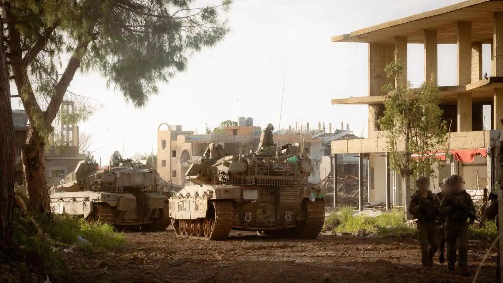 أمريكا ترسم "خط تعامل" إسرائيل مع "حزب الله" لدفع مفاوضات إيران