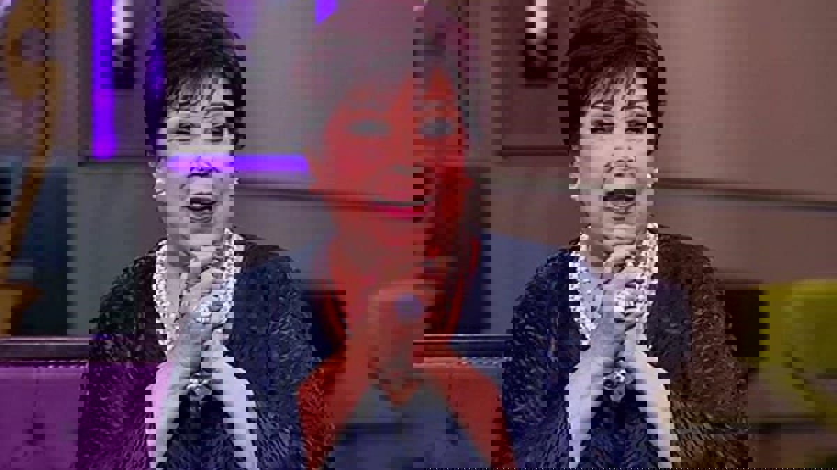 أشرف زكي يكشف تطورات الحالة الصحية لرجاء الجداوي