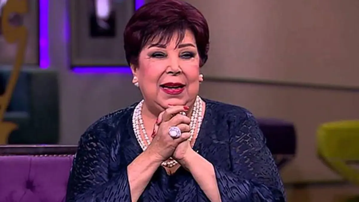 أشرف زكي يكشف تطورات الحالة الصحية لرجاء الجداوي