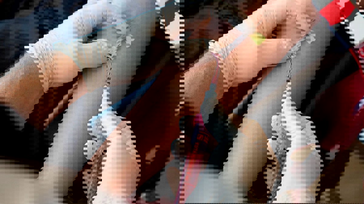 نجاح أول اختبار في العالم لنقل دم اصطناعي إلى البشر
