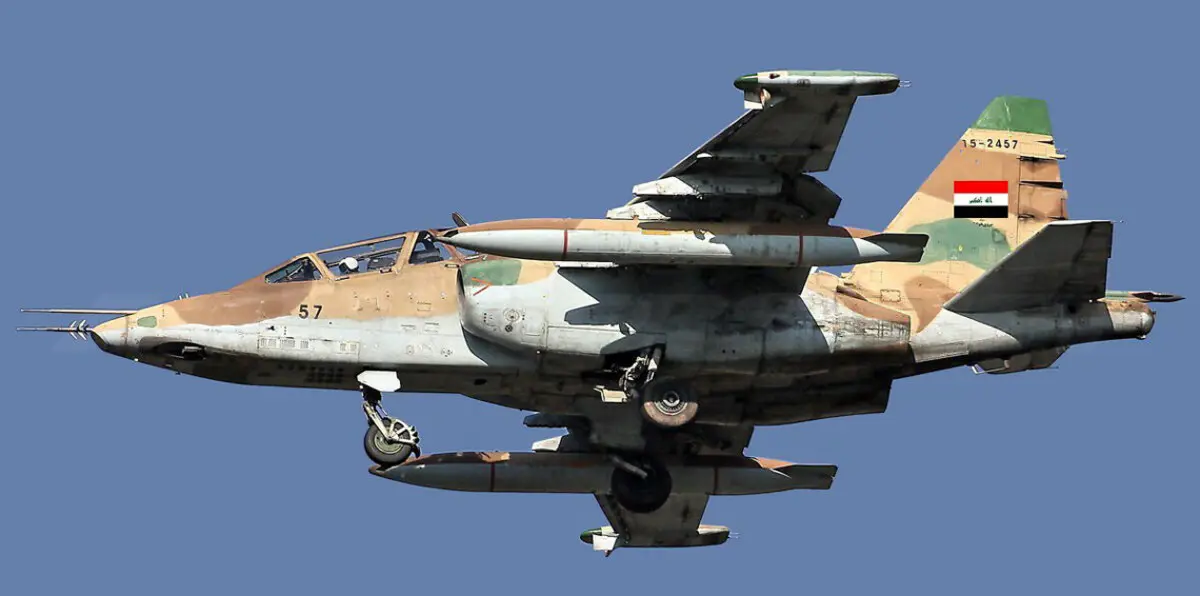 مقاتلات عراقية تستهدف "مقرًا لوجستيًا" لداعش في سوريا