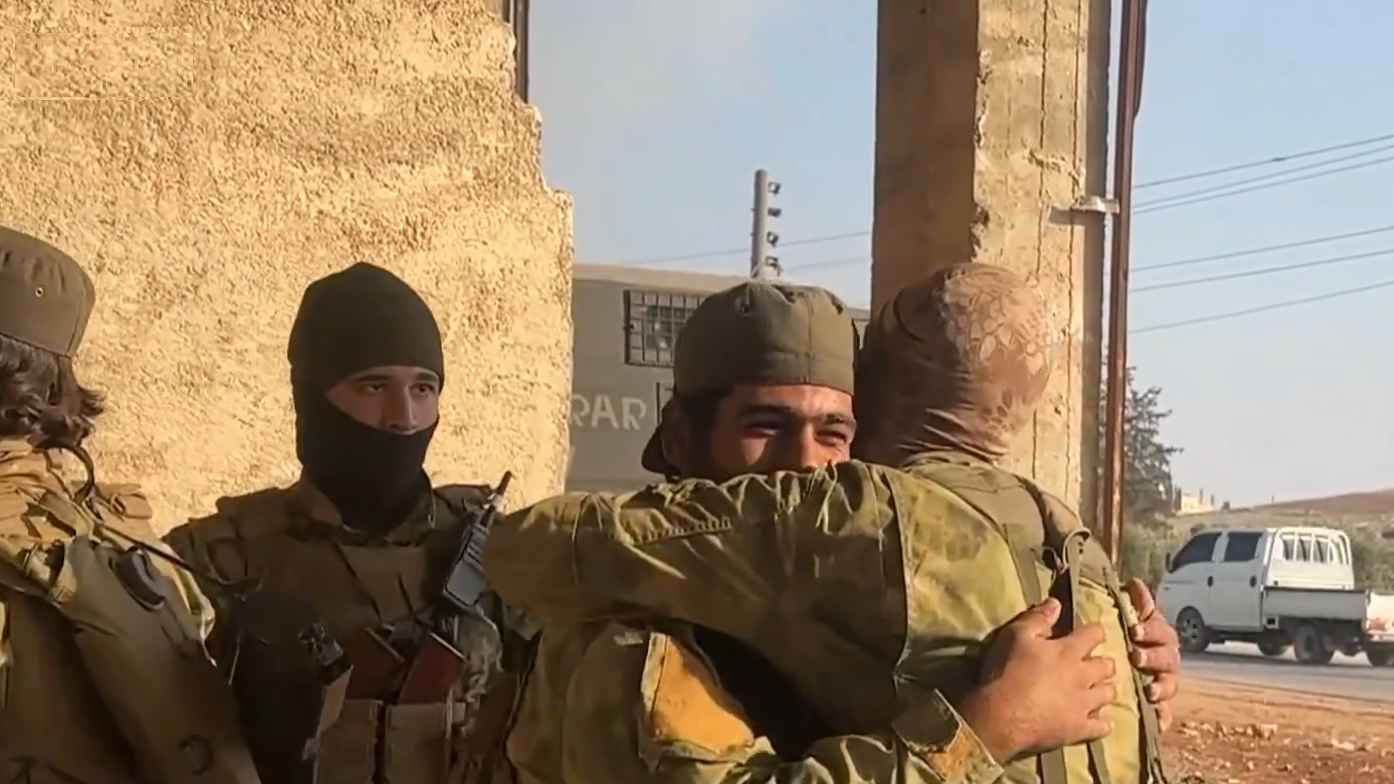 الفصائل المسلحة السورية تتقدم بعمق 8 كلم داخل حلب (فيديو)