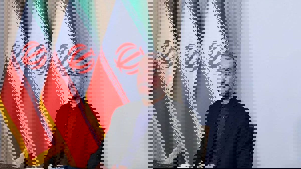 وزير الخارجية الإيراني: واشنطن طلبت حوارًا مباشرًا مع طهران