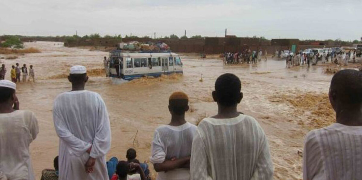 الإمارات ترسل مساعدات عاجلة للسودان بعد الفيضانات والسيول