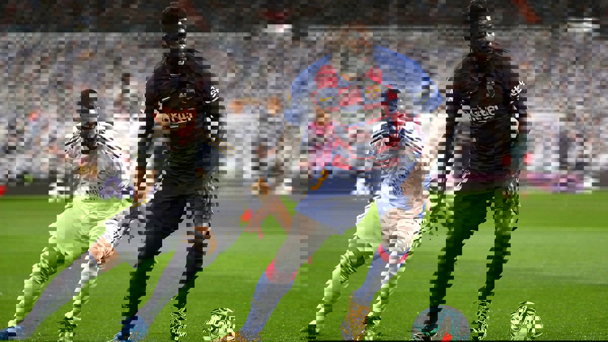 صحيفة: نادي برشلونة يقرر بيع صاموئيل أومتيتي