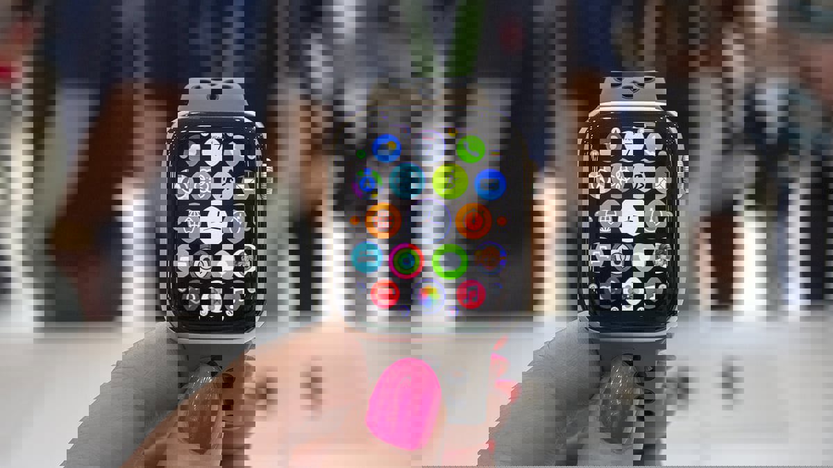 تعرّف على أبرز مزايا ساعة أبل الجديدة Apple Watch SE