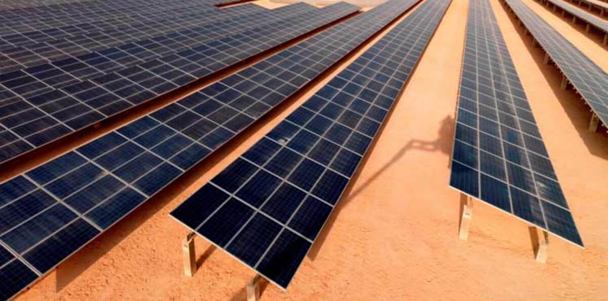 الإمارات تدشن 8 محطات للطاقة الشمسية في موريتانيا