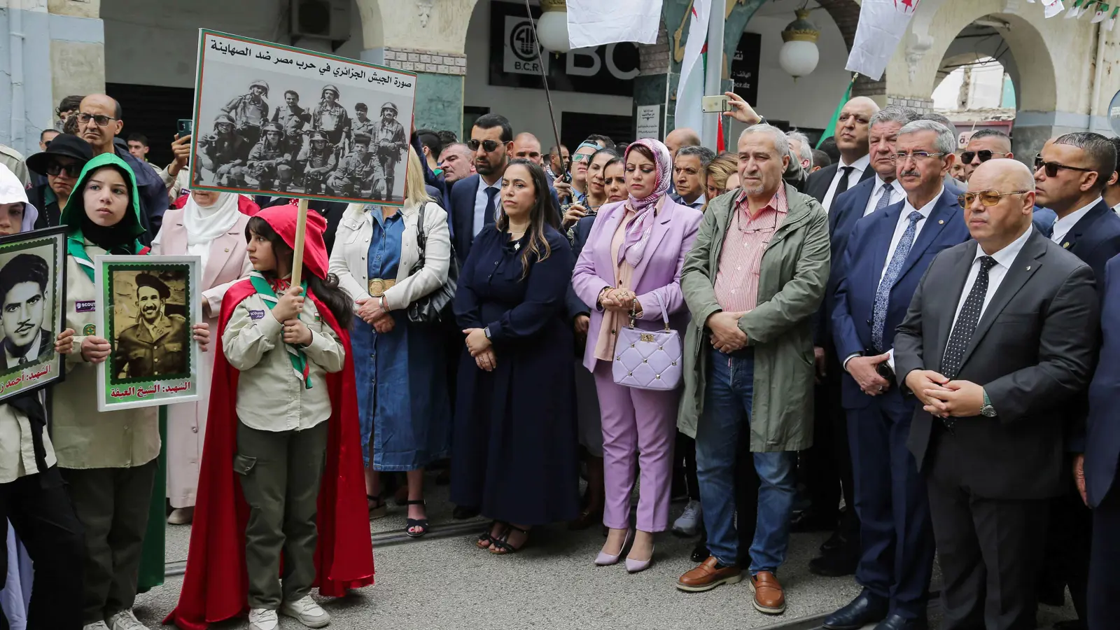 خبير جزائري: ضغط داخلي قد يدفع باريس للاعتراف بـ"جرائم الاستعمار"
