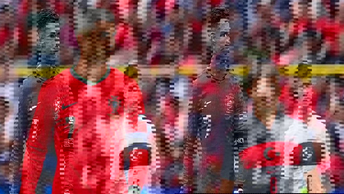 بكلمات رائعة.. رونالدو يفاجئ أردا غولر بعد مباراة البرتغال وتركيا