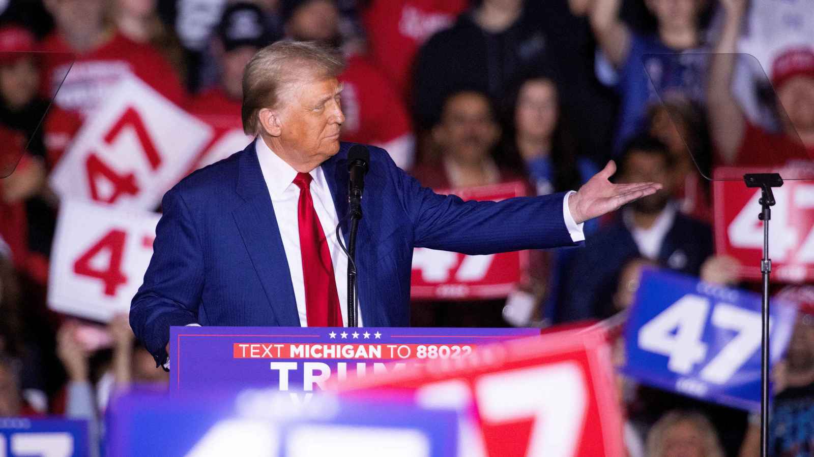 "نيويورك تايمز": ترامب يستميل عرب ومسلمي أمريكا بعد "شيطنتهم" لسنوات