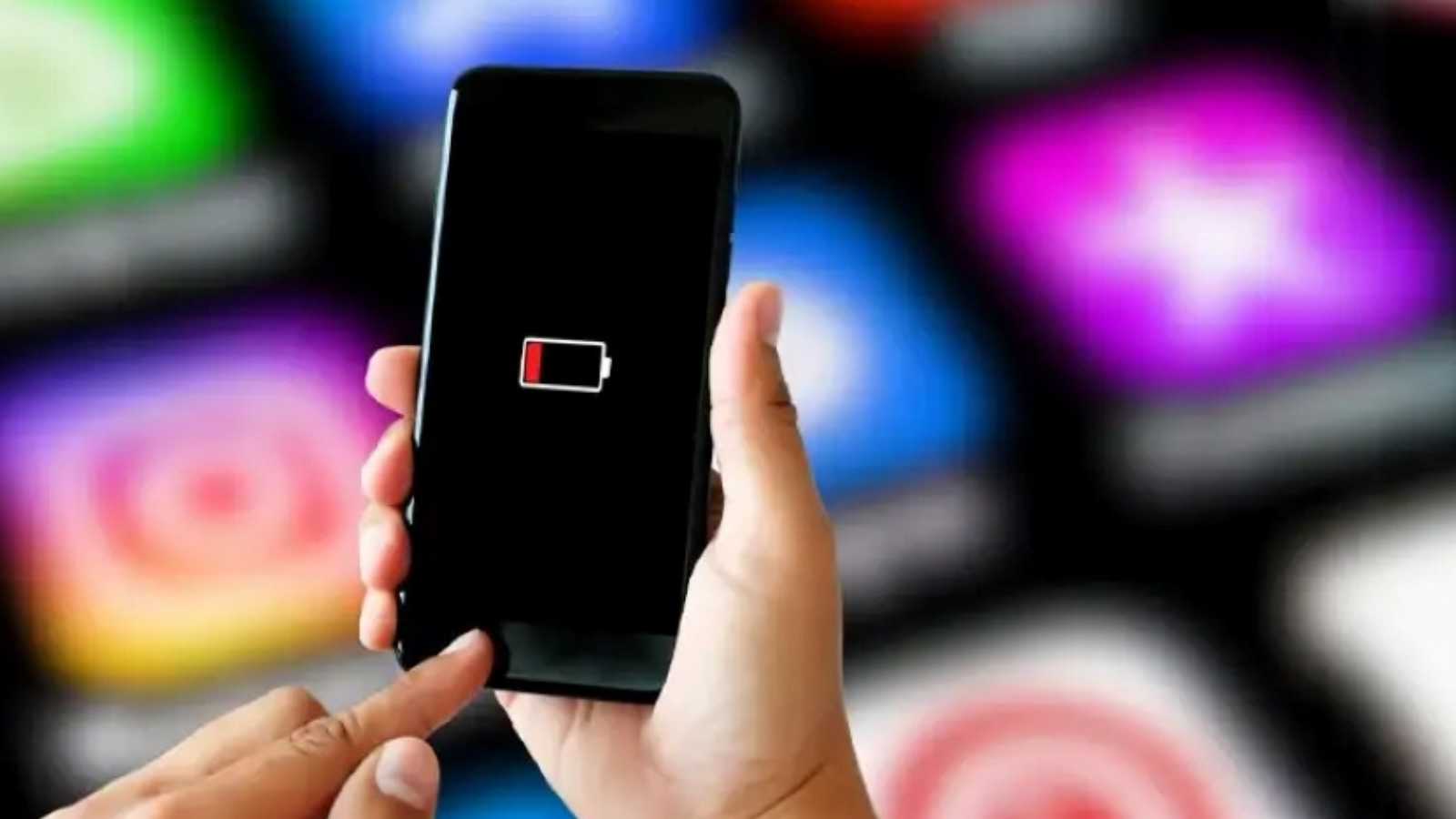 بتحذيرات علنية.. غوغل بلاي تكشف عن التطبيقات التي تستهلك البطارية