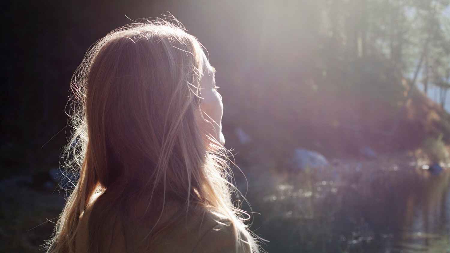 "توتر الشمس".. هل يراودك القلق من تفويت قضاء يوم خارج البيت؟