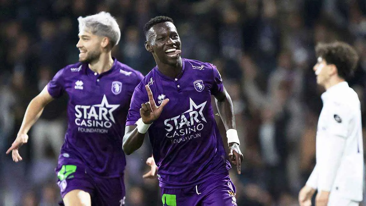 تغيير كبير في مسيرته.. عرض إنجليزي لنجم المنتخب السعودي