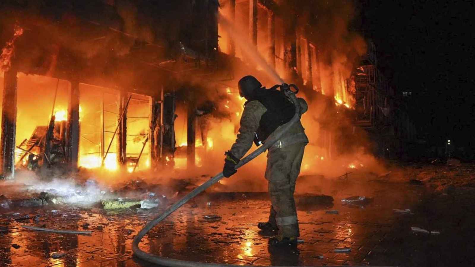 لإنشاء "منطقة عازلة".. روسيا تسيطر على 4 قرى ضمن حدود أوكرانيا (فيديو)