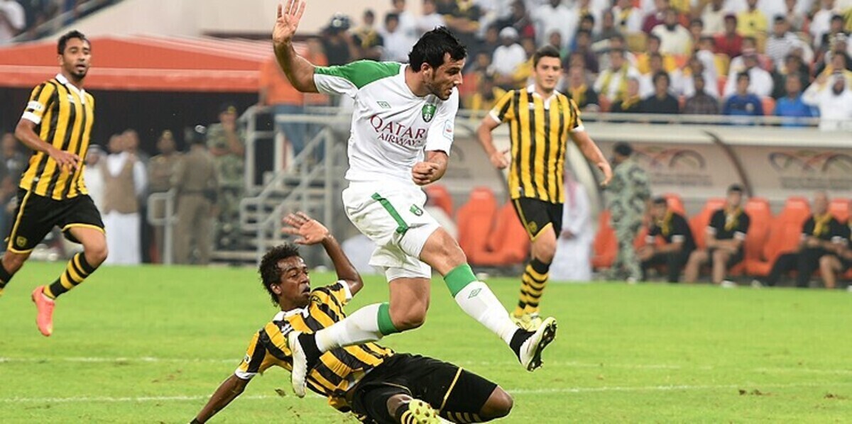 الهلال والأهلي في مباراة شرسة.. ومواجهة "تكسير عظام" بين الاتحاد والشباب