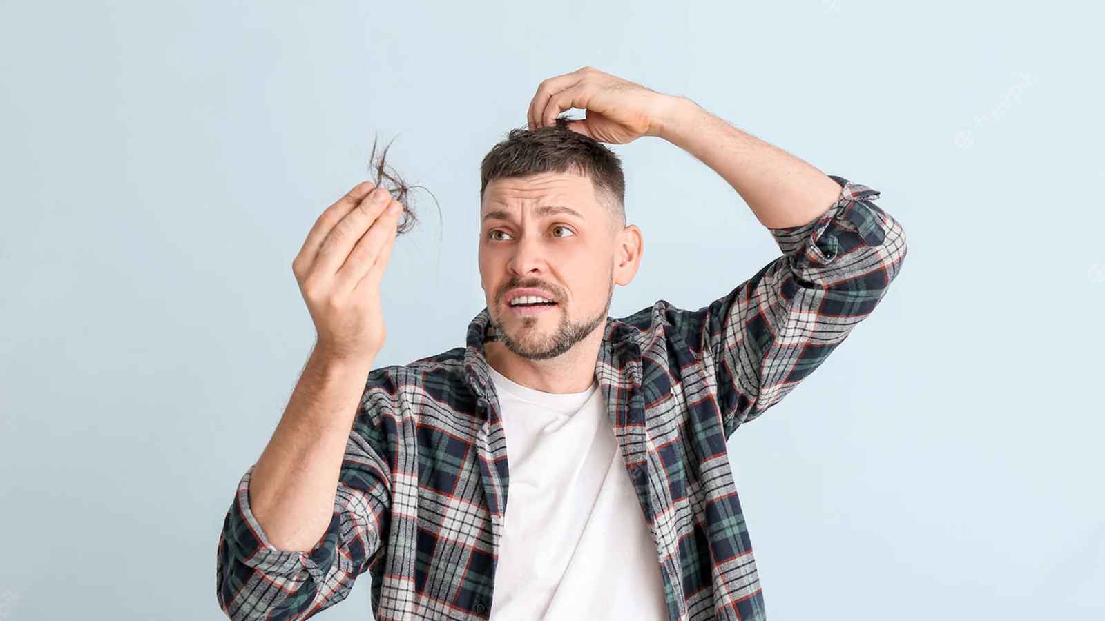 مشروبات الطاقة.. ما علاقتها بتساقط شعر الرجال؟