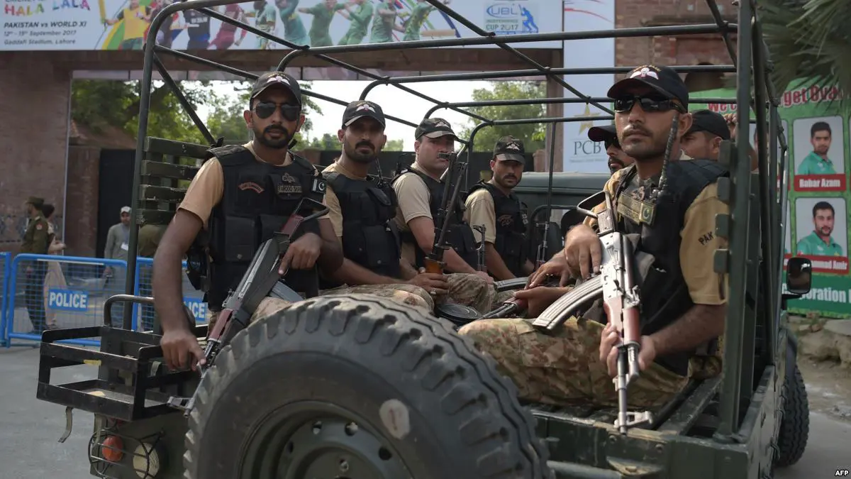 مقتل 6 جنود باكستانيين في هجومين منفصلين قرب الحدود الإيرانية