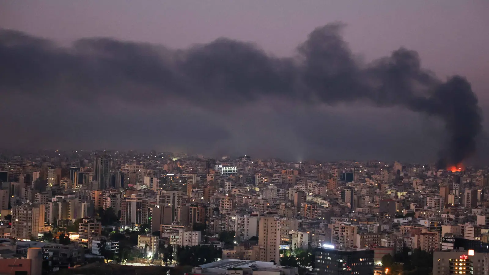 "ضربة طرابلس".. هل تمهد الطريق لاستهداف لبنان جنوباً وشمالاً؟ (فيديو)