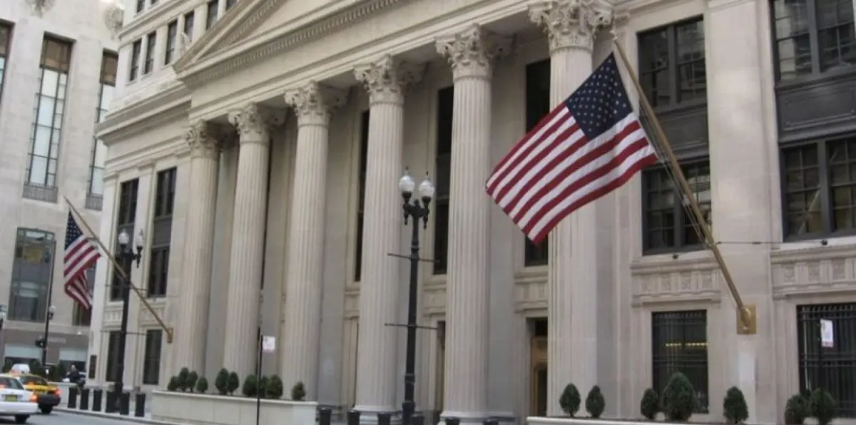 مسؤولان: أمريكا ستفرض مزيدًا من الضغوط الاقتصادية على روسيا ما لم تغير سلوكها