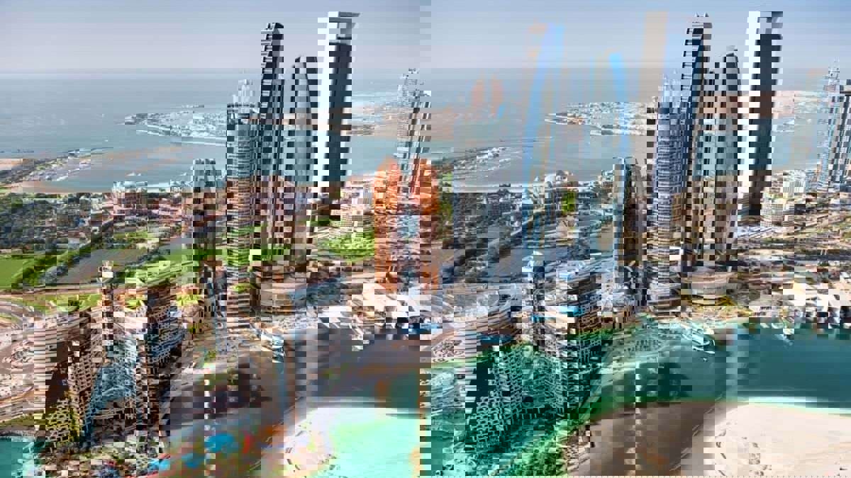 وثيقة: أبوظبي تتلقى طلبات بأكثر من 19 مليار دولار لسندات على ثلاث شرائح