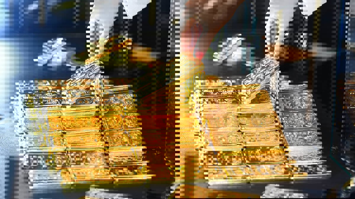 الذهب في طريقه لتكبد أكبر خسارة أسبوعية خلال شهر