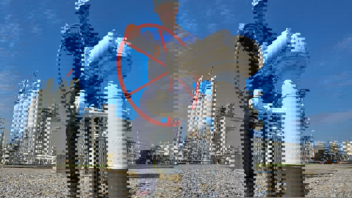 تقرير: أوروبا بانتظار "أزمة أسوأ" في 2023 مع استمرار انقطاع الغاز الروسي