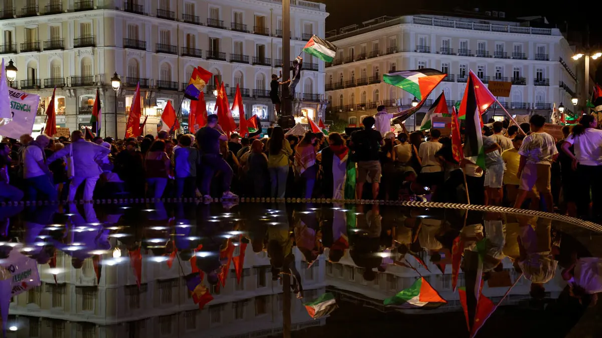 الحكومة الإسبانية تعلن معارضتها تعليق المساعدات الأوروبية للفلسطينيين