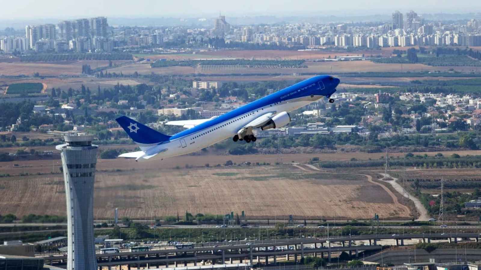 قبيل رحلته إلى واشنطن.. اكتشاف "شرخ" في طائرة نتنياهو