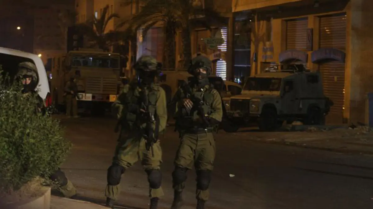 إصابة 6 مستوطنين في عملية إطلاق نار قرب مدينة رام الله (فيديو)