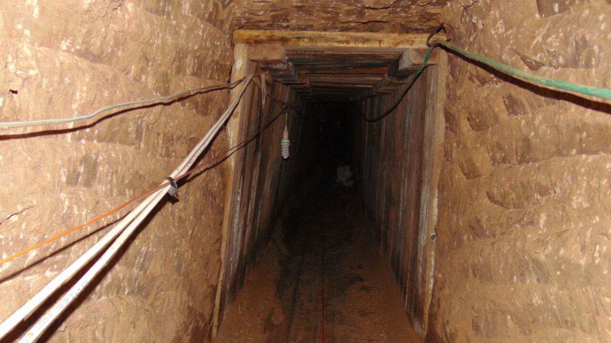 الجيش الإسرائيلي يعرض لقطات لنفق بين إٍسرائيل ولبنان بعمق 22 طابقًا