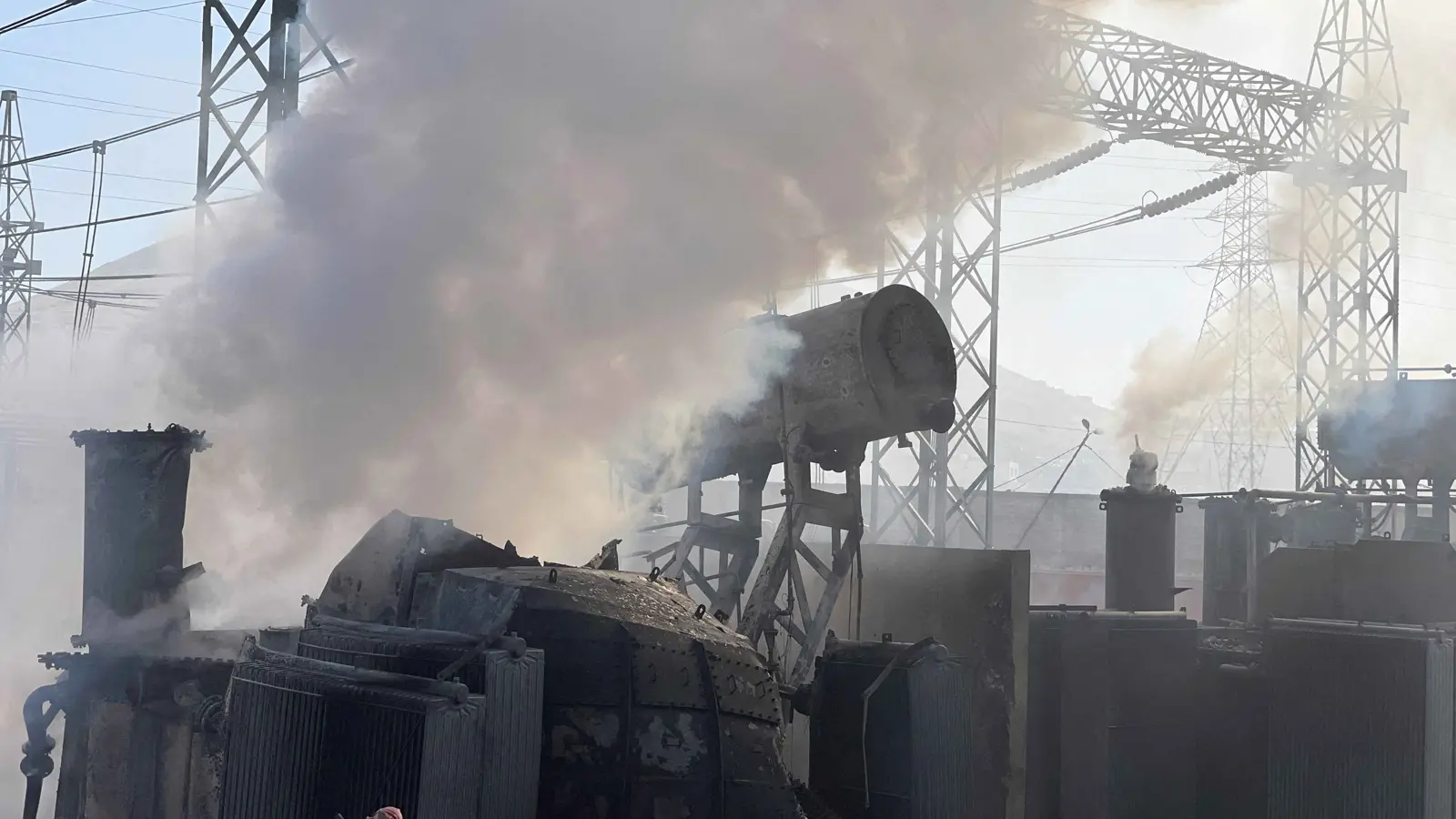 تهديد ووعيد بين إسرائيل والحوثيين.. هل حان وقت "المواجهة الحاسمة"؟