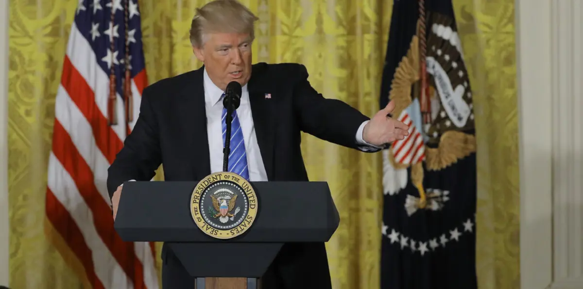 بالتزامن مع رفض إدارته الاحتفال بالمناسبة.. ترامب يهنئ المسلمين بعيد الفطر