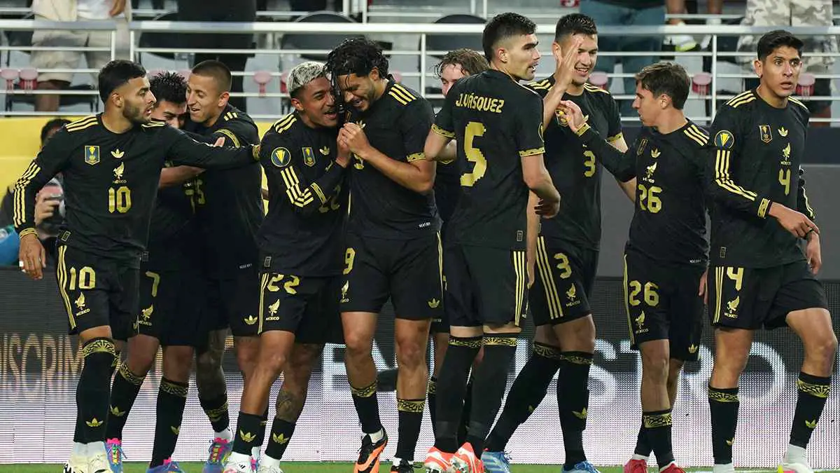 المكسيك تفوز على هندوراس وتضرب موعدا مع أمريكا في نهائي الكأس الذهبية