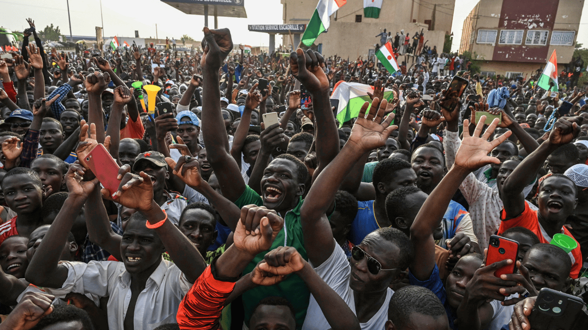 النيجر.. اعتراف أممي يحسم معركة الشرعية للمجلس العسكري ضد بازوم