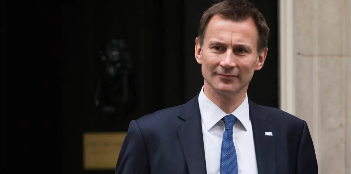 وزير الخارجية البريطاني جيريمي هانت يقوم بأول زيارة لإيران