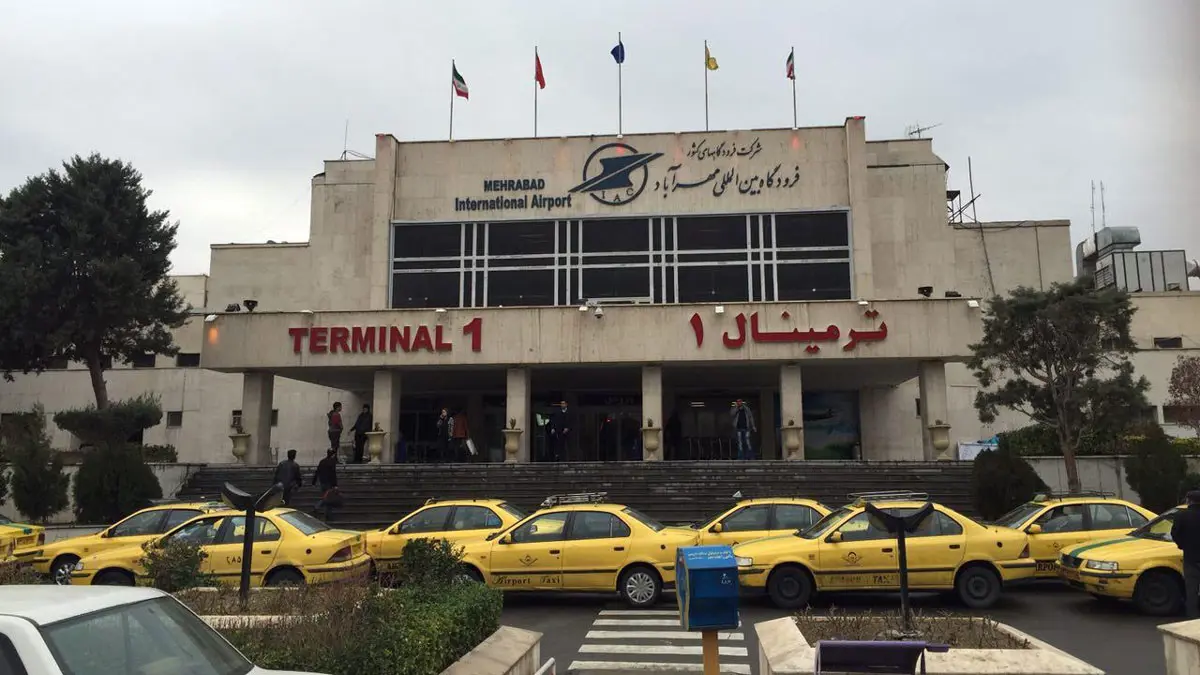 رغم النفي الرسمي.. وكالة إيرانية تؤكد سماع دوي انفجار بمطار دولي وسط طهران  (فيديو)