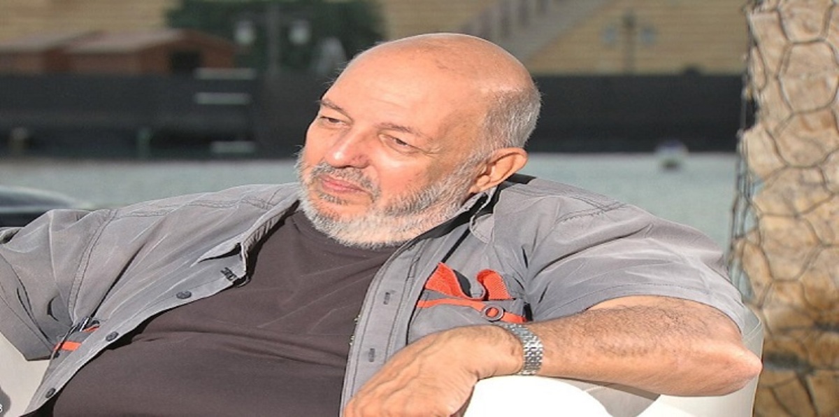 نجوم الفن ينعون محمد خان