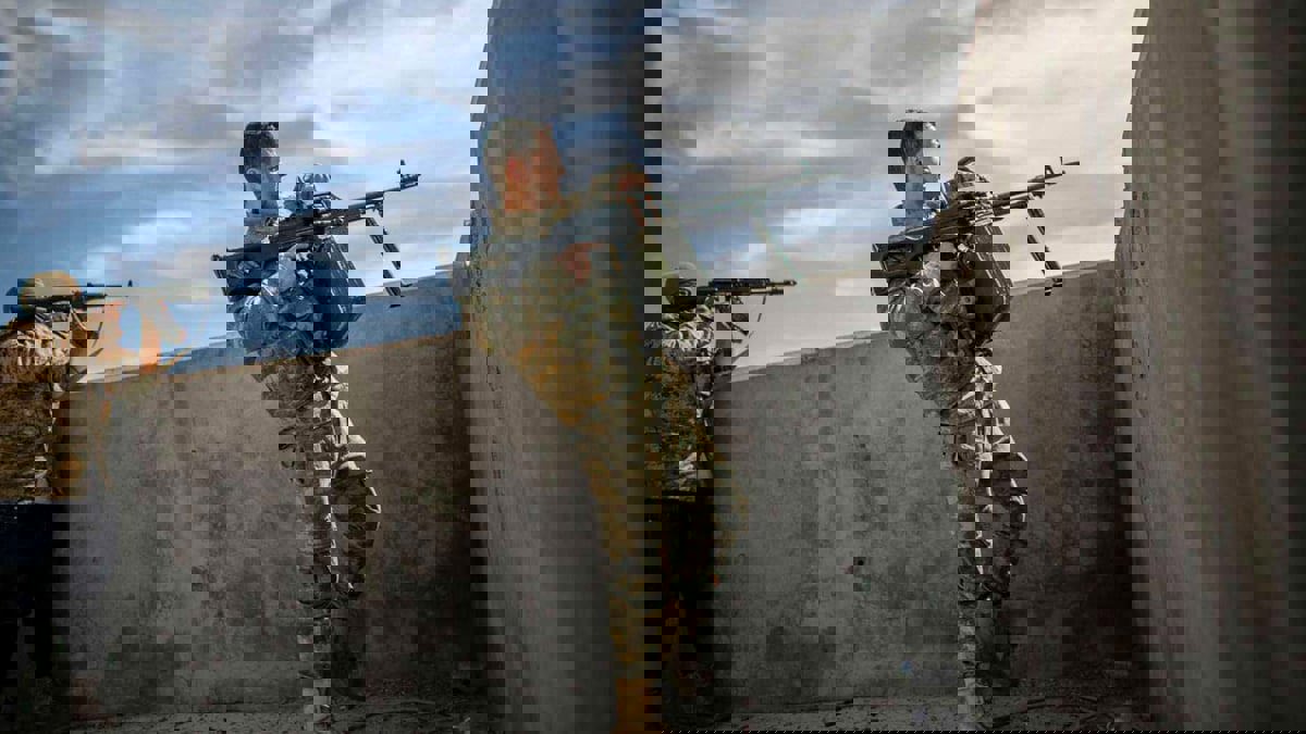 اشتباكات بالأسلحة الثقيلة بين ميليشيات ليبية غرب طرابلس